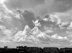 温比亚来得快走得慢 17日江苏11市迎狂风暴雨