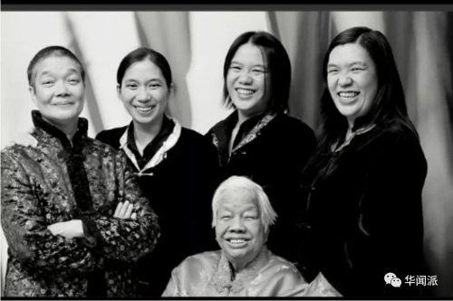 (從左至右)母親Mable、妹妹、外婆Lily(前排)和謝氏兩姐妹。(英國《華聞周刊》微信公眾號 資料圖)