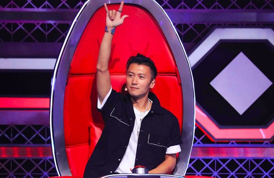 《中国好声音》谢霆锋变谢老师 PK精彩不断