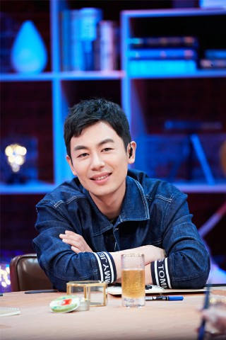 朱亚文《心动的信号》捍卫男主 “钢叉”组合笑翻全场