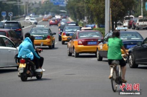 顺风车三个月发生两起命案 滴滴遭遇监管风暴