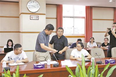 网约车违法行为是的士两倍