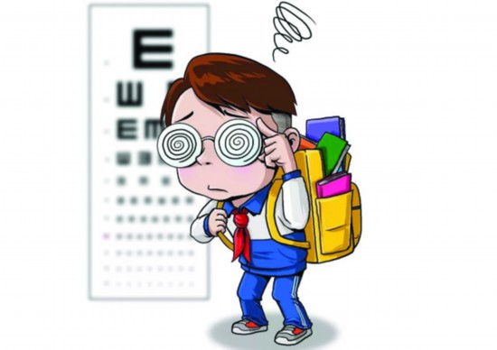 暑假用眼过度 开学前宿迁"小眼镜"扎堆眼科门诊