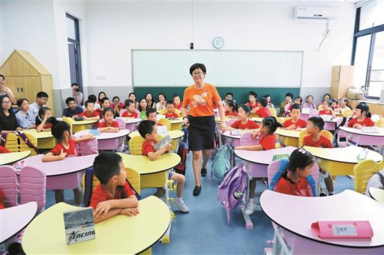 深圳下半年将办好40项民生实事