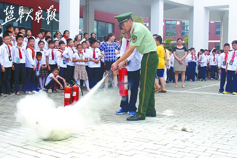 打牢公共消防安全基础 盐城检查宾馆消防安全