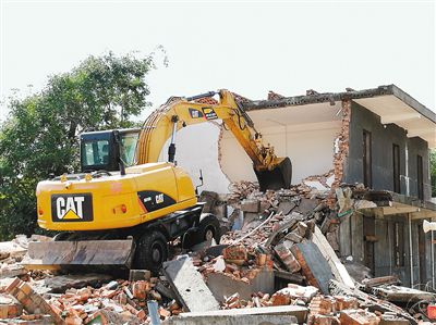 洪庆山3处违建昨被集中拆除 灞桥区已拆违建逾