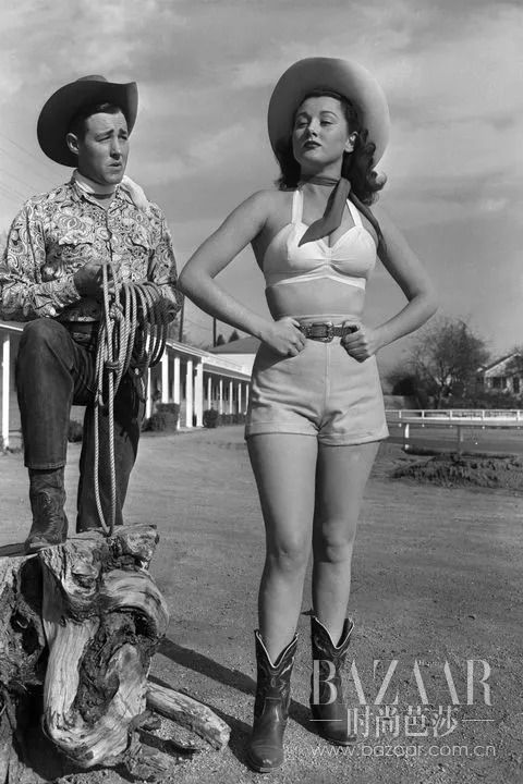 秋季踏出时髦第一步,靠的是这双男人的短靴?