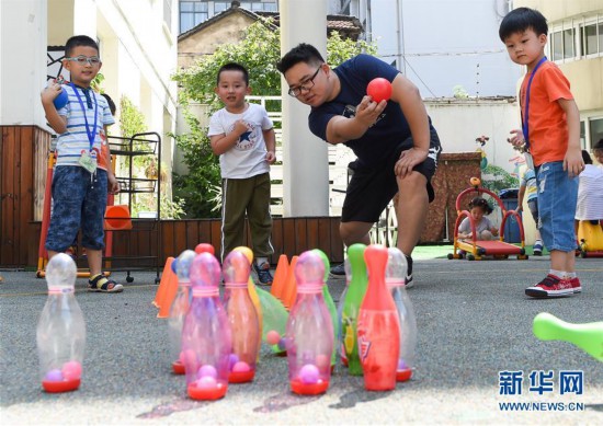 走近3%--幼儿园男教师的幸福坚守