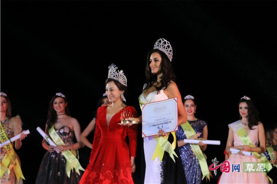 2018国际沙漠小姐全球总决赛在奈曼旗落幕 俄罗斯小姐摘得桂冠
