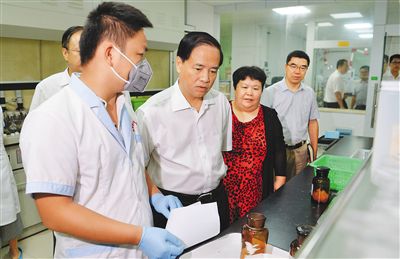 刘赐贵:确保海南生态环境只能更好不能变差