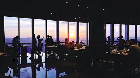 又一品牌淡出重慶江湖 自助餐怎么了？