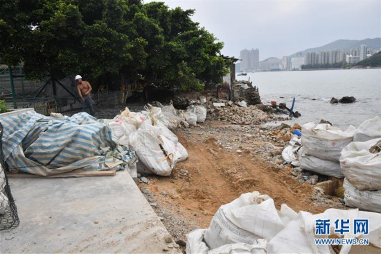 (图文互动)(1)香港特区政府严阵以待 应对超强台风“山竹”