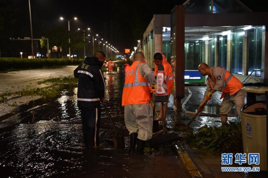 强台风山竹登陆广东