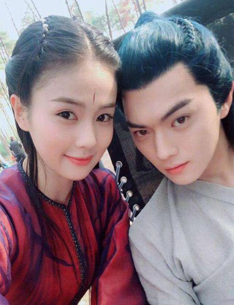 许凯白鹿被拍同回女方家中 疑坐实恋情