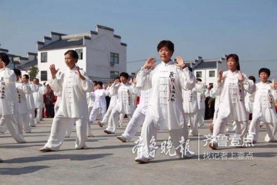 收,菏泽举办首届农民运动会--山东频道--人民网