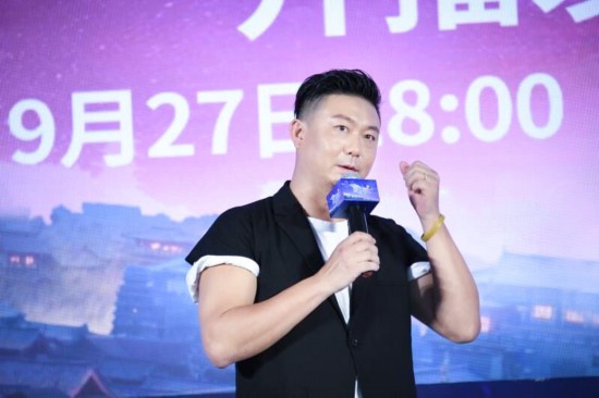 《颤抖吧阿部之朵星风云》郑业成安悦溪互飙演