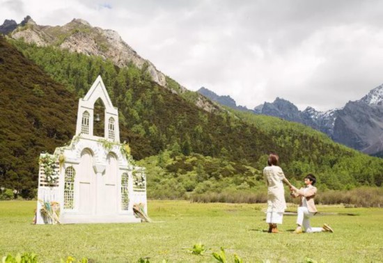 国庆文艺旅行攻略:打卡冯小刚李安等导演钟情