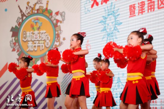 天津新燕莎亲子节盛大启动放飞孩子的梦想