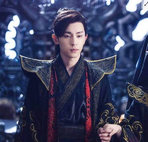 陈立农古装造型曝光 网友评像李易峰邓伦结合