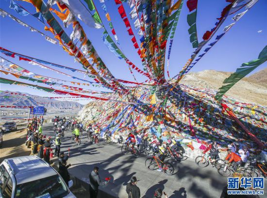 首届跨喜马拉雅自行车极限赛落幕