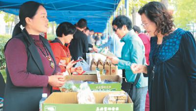 陕西高校下乡扶贫点子多 “双百工程”情系土地