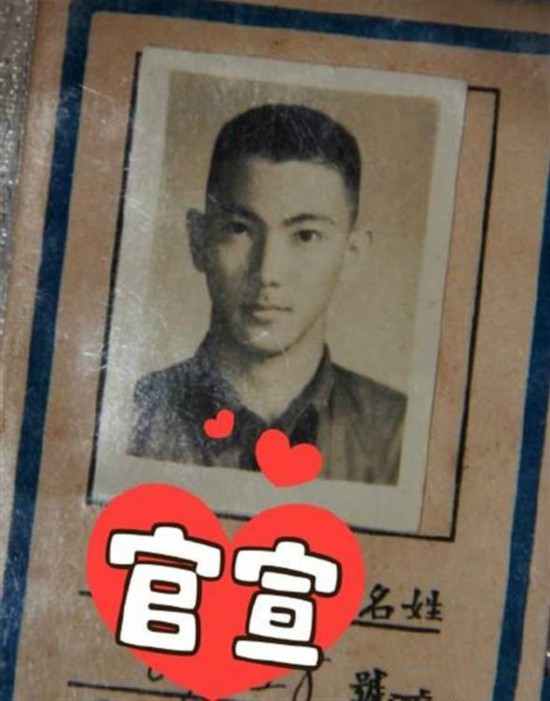 吴尊携72岁老爸登真人秀高颜值获赞：比你帅