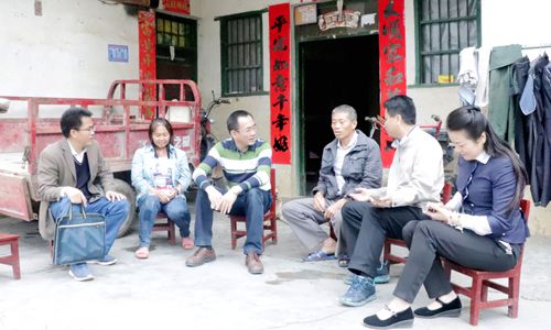 廣西科技廳開展扶貧日結對幫扶活動
