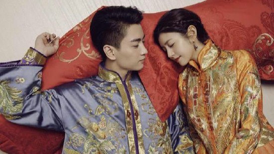 盘点明星结婚时的中式礼服 唐嫣罗晋气质高贵
