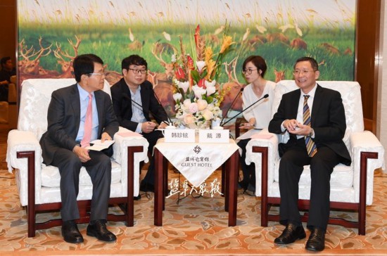 韩国贸易协会来盐考察 戴源会见韩珍铉一行
