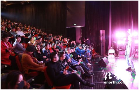 高新歌手亮出好声音献礼改革开放40周年