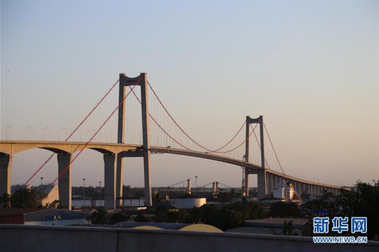 （国际）（3）中企承建大桥献礼莫桑比克首都建城131周年