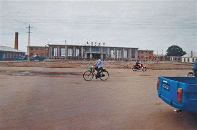 乌兰浩特市人口_(今乌兰浩特市)宣告成立.60年前,乌兰浩特地区人口稀少、经济(2)