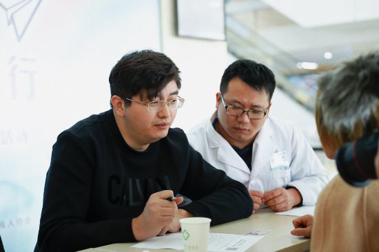 孫楠重塑未來專項基金圓夢行活動在云南落幕