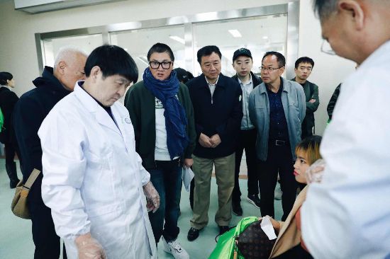 孫楠重塑未來專項基金圓夢行活動在云南落幕
