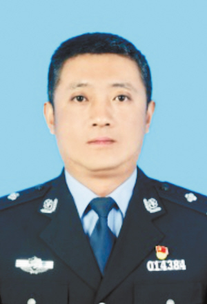 李豫  