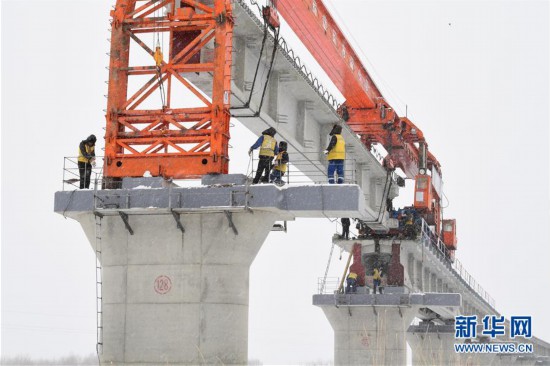 #（經濟）（1）川藏鐵路拉林段冒雪施工忙