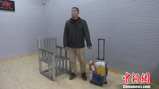 乌龙男子误认前女友行窃报复 驱车700公里自