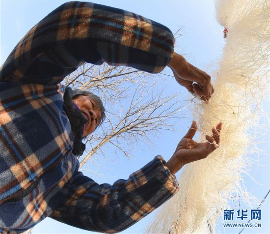 #（经济）（4）江苏灌南：传统粉丝晾晒忙