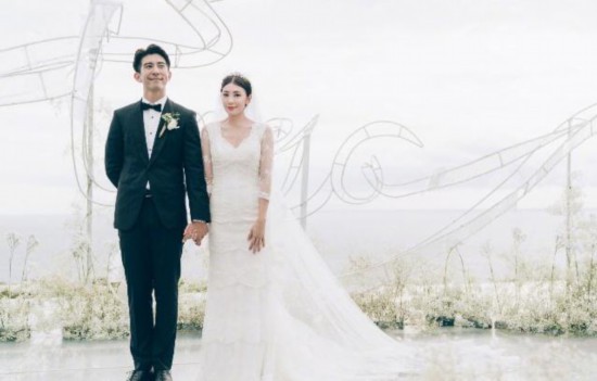 九岁的婚纱_婚纱情侣头像(3)