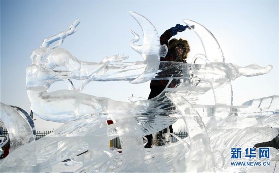 ���Ļ�����4�����������־�չ���Ϻ���֮��