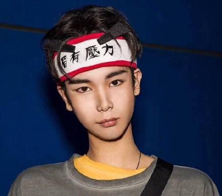 太有才华!小吴拍摄时尚大片 网友掀起p图大赛