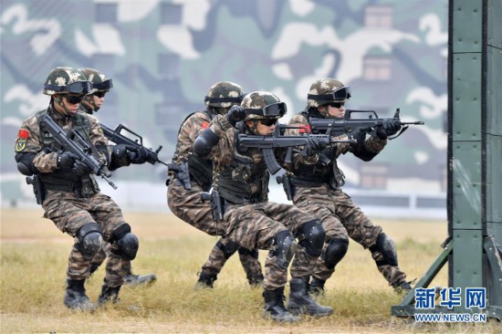 福建武警:特战训练砺精兵