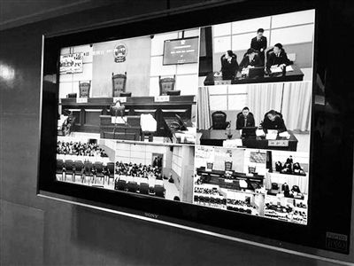 杭州奔驰撞人案开庭 曾致5死7伤