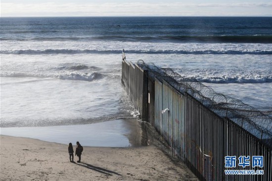 美墨边境墙,从这里开始
