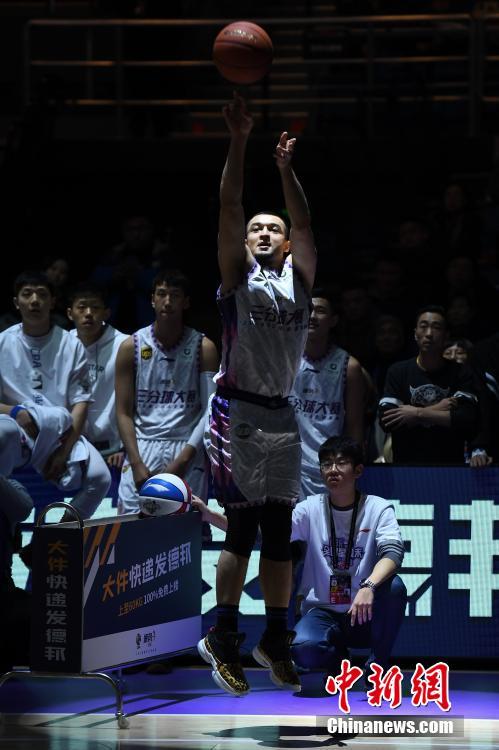 王潼满分晋级2019CBA全明星周末扣篮大赛决赛