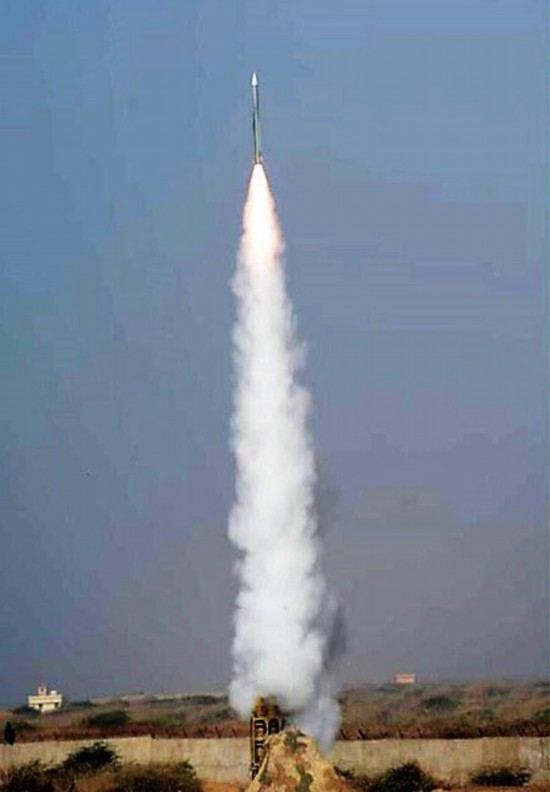 巴基斯坦试射中国产LY-80防空导弹获得成功