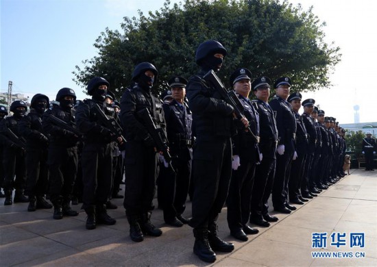 (社会)(3)广州:铁警誓师保春运平安