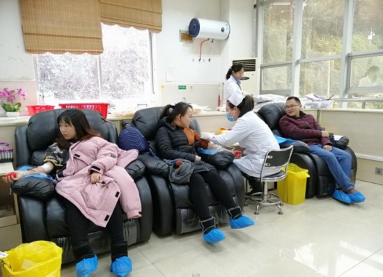 贵州省交通医院开展2019年职工无偿献血活动