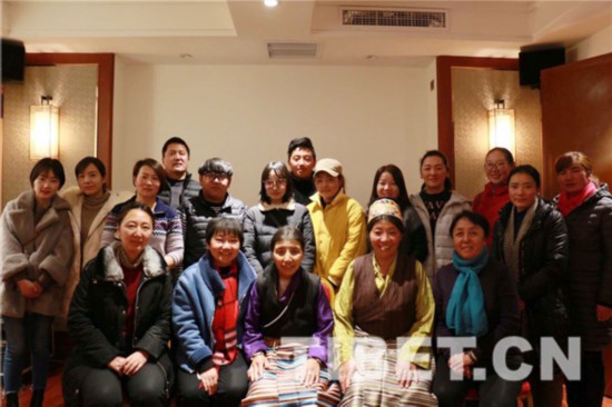 西藏妇联召开学习时代楷模卓嘎、央宗姐妹先