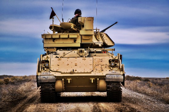 美国陆军装甲车部队参加美版朱日和前积极训练